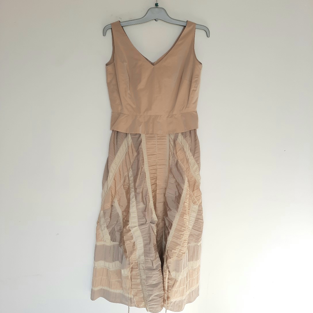 Robe chic tissu soyeux HUG AN CO T 42  -  reconditionné disponible sur Label Emmaüs